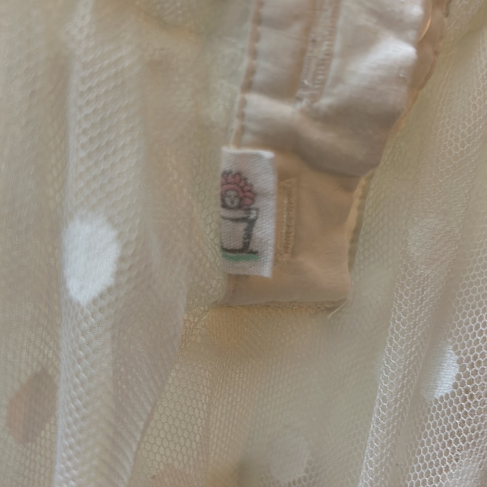 White lace and polka dot sleeveless dress by Anne Geddes Beginnings 9 month - Picture 4 of 5